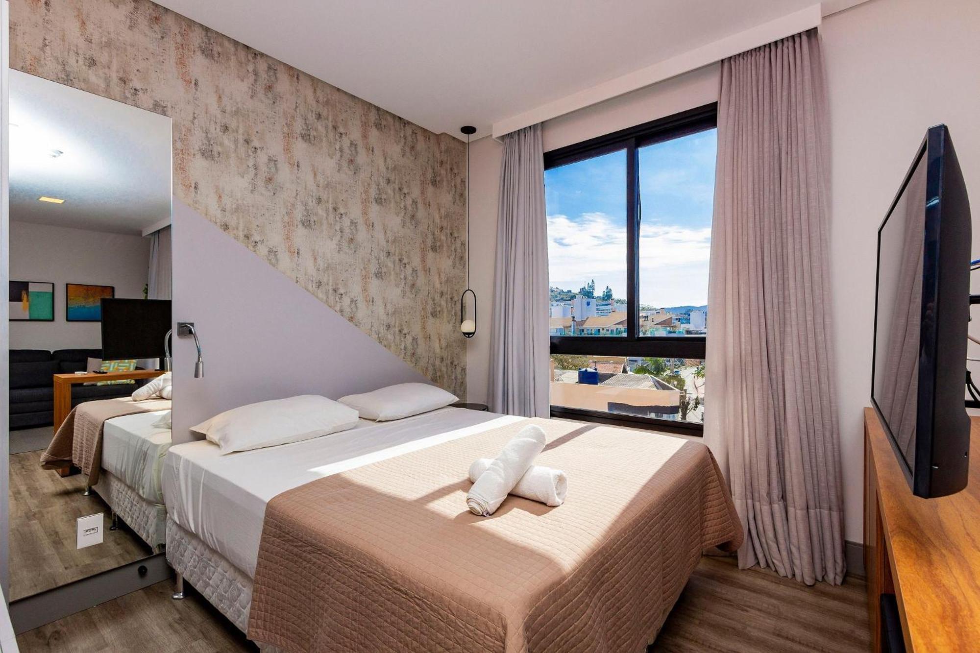 Aion Suites 302 - Lindo Apartamento Com Vista Para O Mar, A 60M Da Praia De Bombinhas, Com Piscina E Academia No Rooftop. Ngoại thất bức ảnh