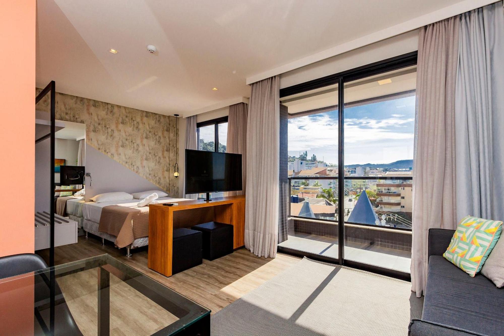 Aion Suites 302 - Lindo Apartamento Com Vista Para O Mar, A 60M Da Praia De Bombinhas, Com Piscina E Academia No Rooftop. Ngoại thất bức ảnh